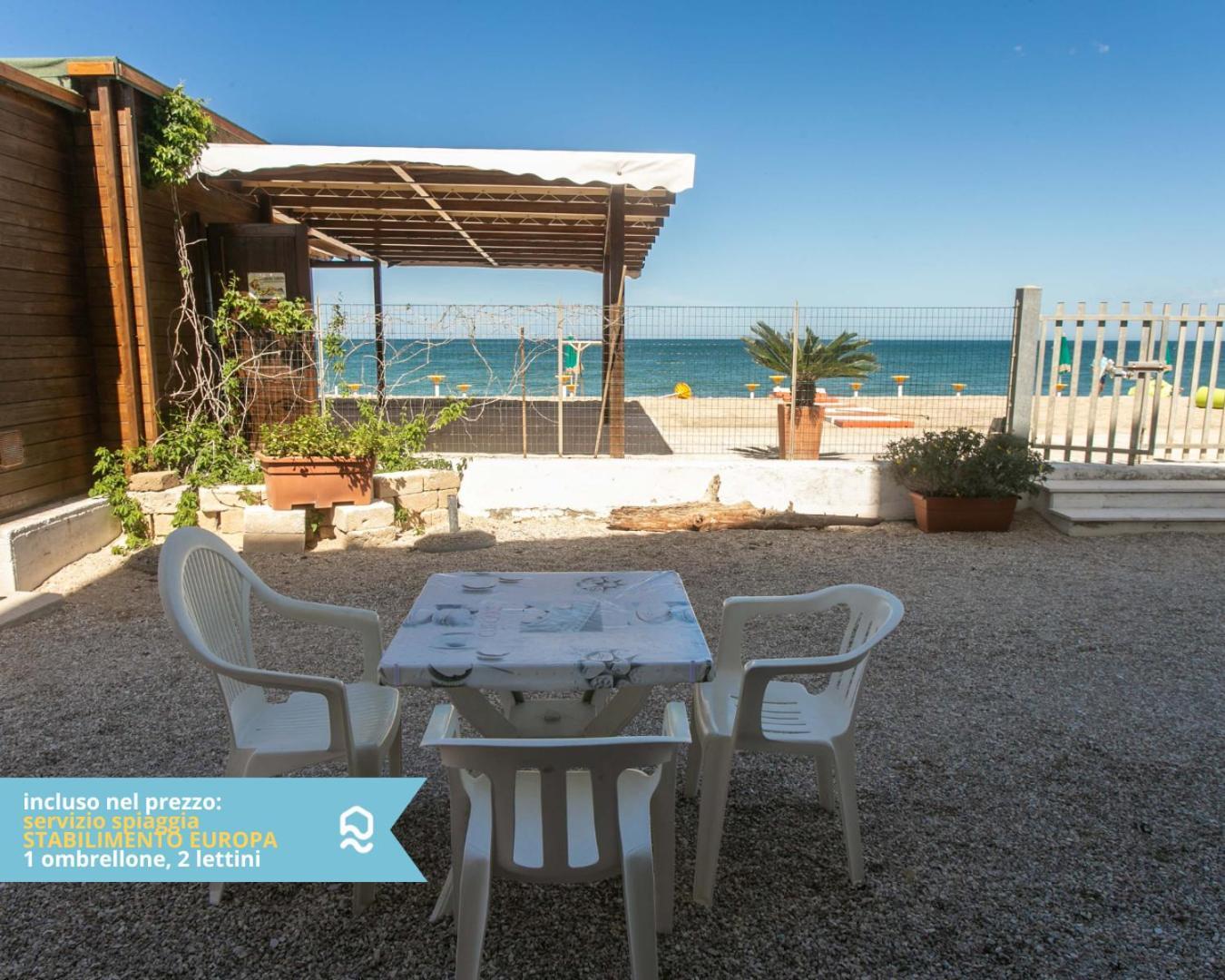 RS316 - Marcelli, bilocale in residence fronte mare pt Esterno foto